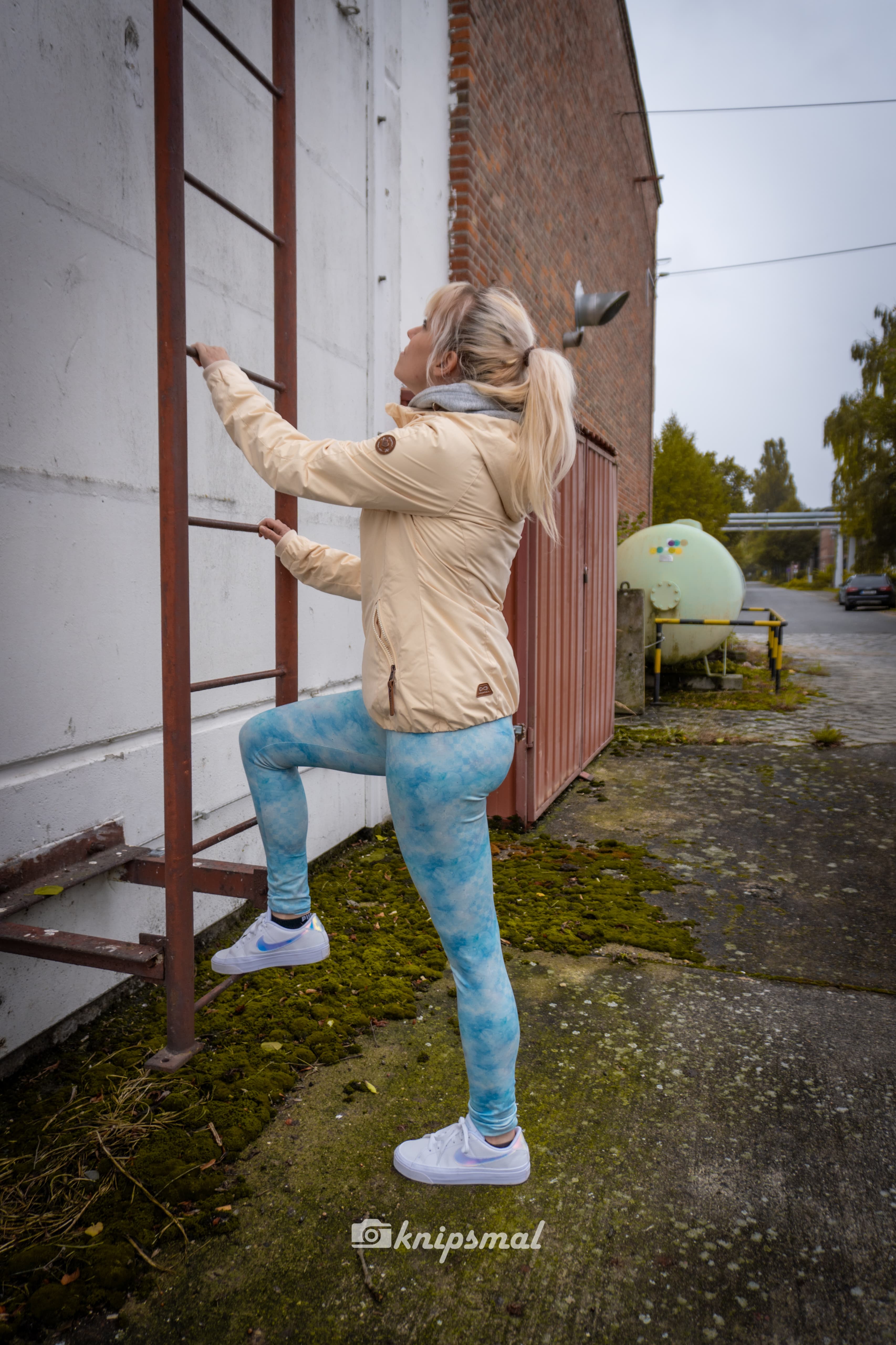 Eisblau Aquarell Schachbrett Eigenproduktion Dauervorbestellung